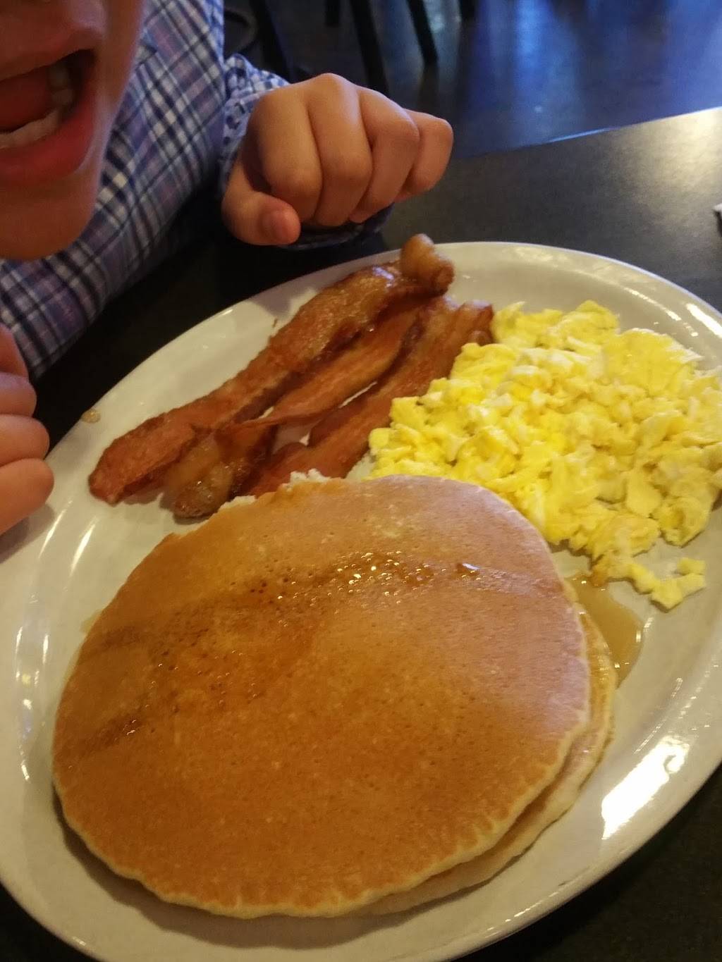 ll Brothers Grill & Bar | night club | 8308 Preston Rd #198, Plano, TX 75024, USA | 9727128308 OR +1 972-712-8308