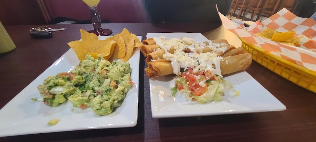 Del Rey taqueria & Bar | restaurant | 211 Worthington St, Springfield, MA 01103, USA | 4132731331 OR +1 413-273-1331