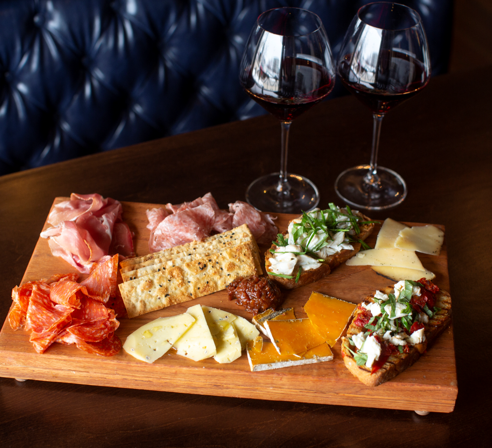 D.O.C. Wine Bar | restaurant | 326 Yorktown Shopping Center, Lombard, IL 60148, USA | 6306276666 OR +1 630-627-6666