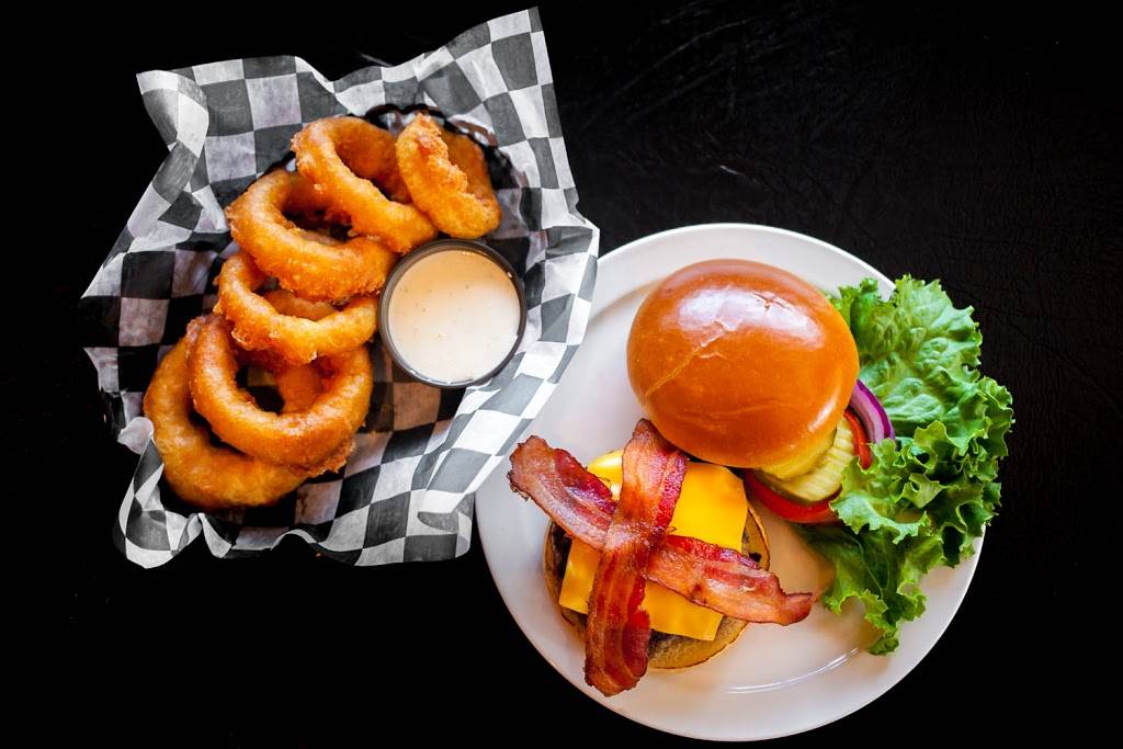 Sawmill Tap Room | restaurant | 7701 Lead Mine Rd, Raleigh, NC 27615, USA | 9198457889 OR +1 919-845-7889