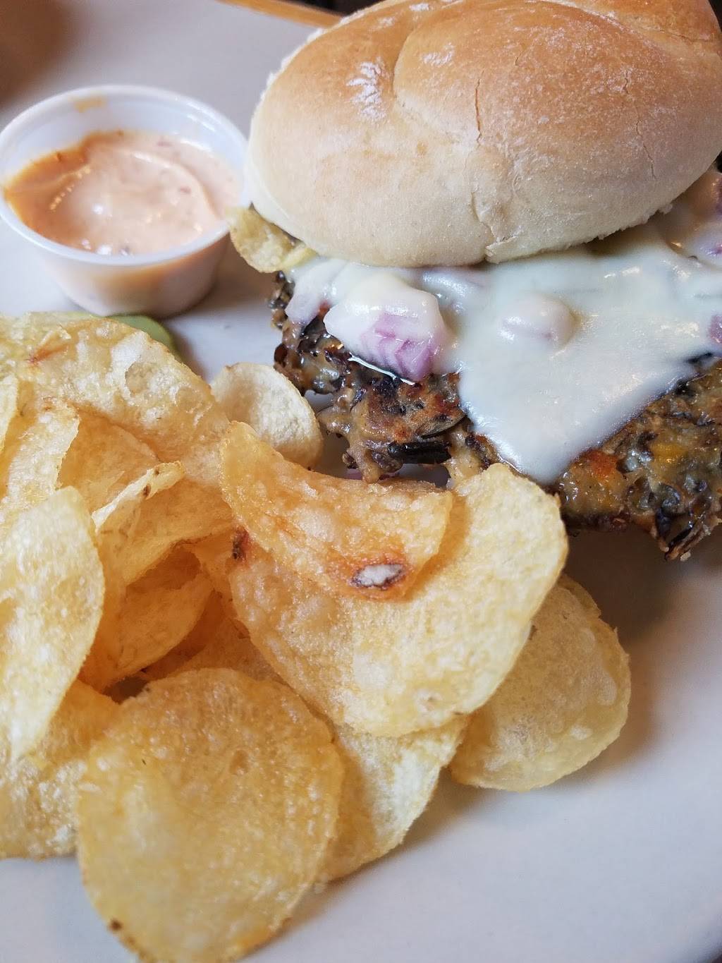 New London Cafe | cafe | 4721 E Superior St, Duluth, MN 55804, USA | 2185250777 OR +1 218-525-0777