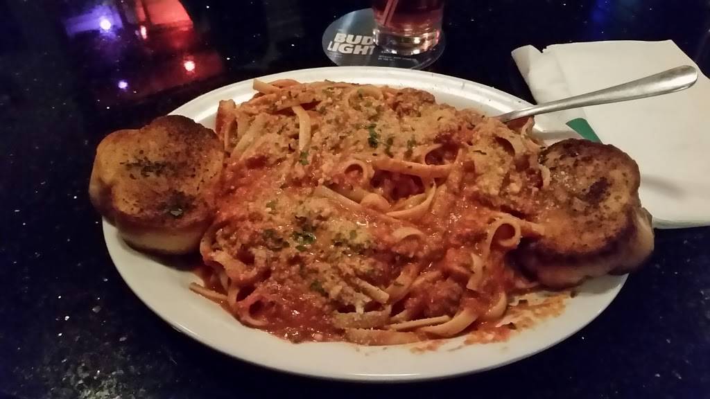 Beech Mountain Lakes Restaurant | restaurant | 1 Burke Dr, Drums, PA 18222, USA | 5707883101 OR +1 570-788-3101