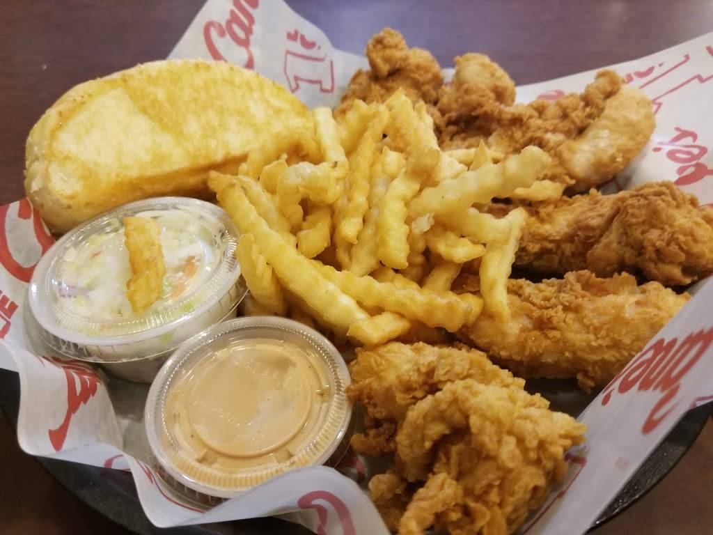 Raising Canes Chicken Fingers | meal takeaway | 7221 Tylersville Rd, West Chester Township, OH 45069, USA | 5132856877 OR +1 513-285-6877