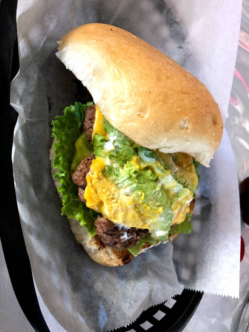 Marks Outing | restaurant | 1624 E Commerce St, San Antonio, TX 78205, USA | 2102998110 OR +1 210-299-8110