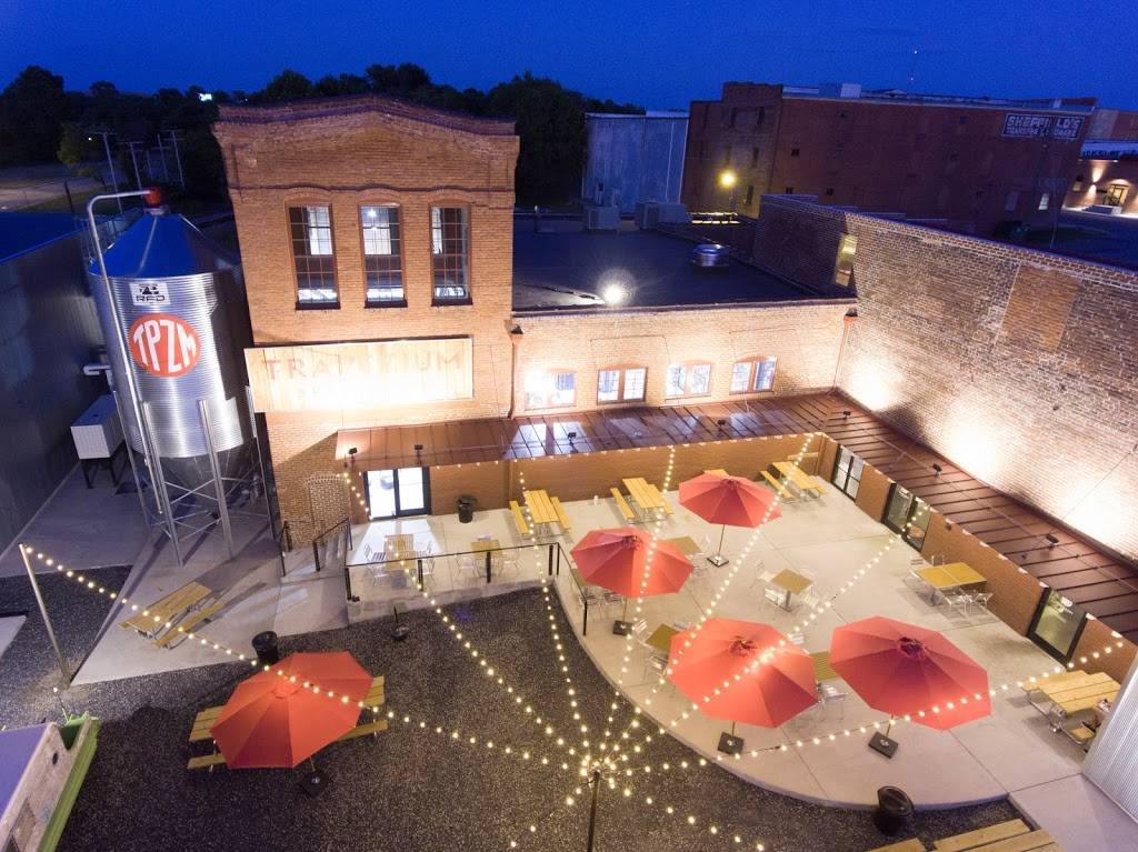 Trapezium Brewing Co. | restaurant | 423 3rd St, Petersburg, VA 23803, USA | 8044778703 OR +1 804-477-8703