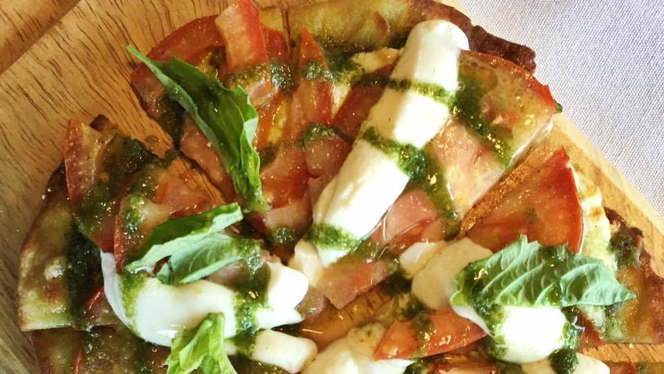 Quality Food & Beverage | restaurant | 8030 W 3rd St, Los Angeles, CA 90048, USA | 3236585959 OR +1 323-658-5959