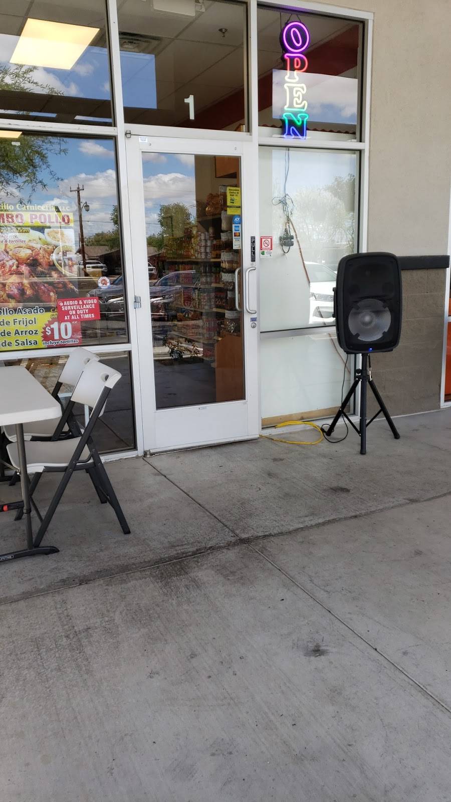 La Castillo | restaurant | 13011 W Greenway Rd, Surprise, AZ 85374, USA | 6239723772 OR +1 623-972-3772