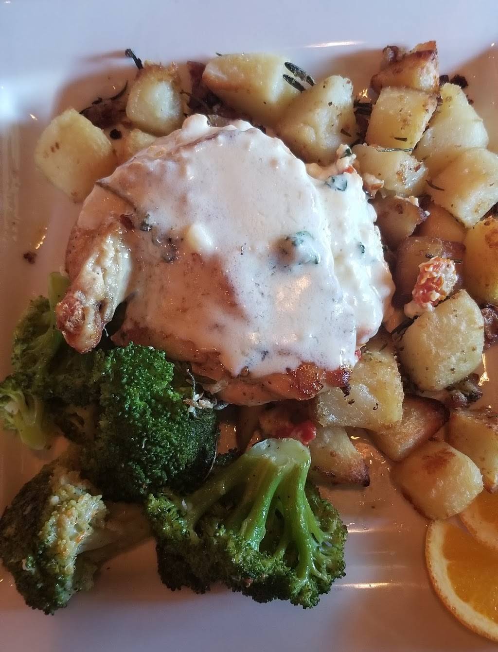 Tuscan Sun Italian Bistro | restaurant | 17 N Safford Ave, Tarpon Springs, FL 34689, USA | 7279355770 OR +1 727-935-5770