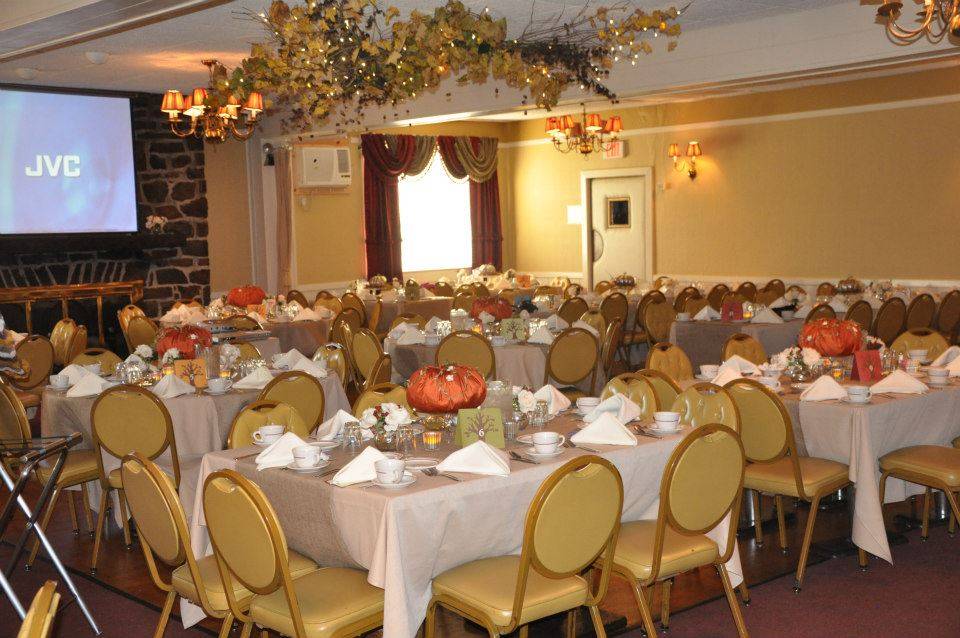 Reds Restaurant Inc | restaurant | 12005 State Route 9W, West Coxsackie, NY 12192, USA | 5187318151 OR +1 518-731-8151