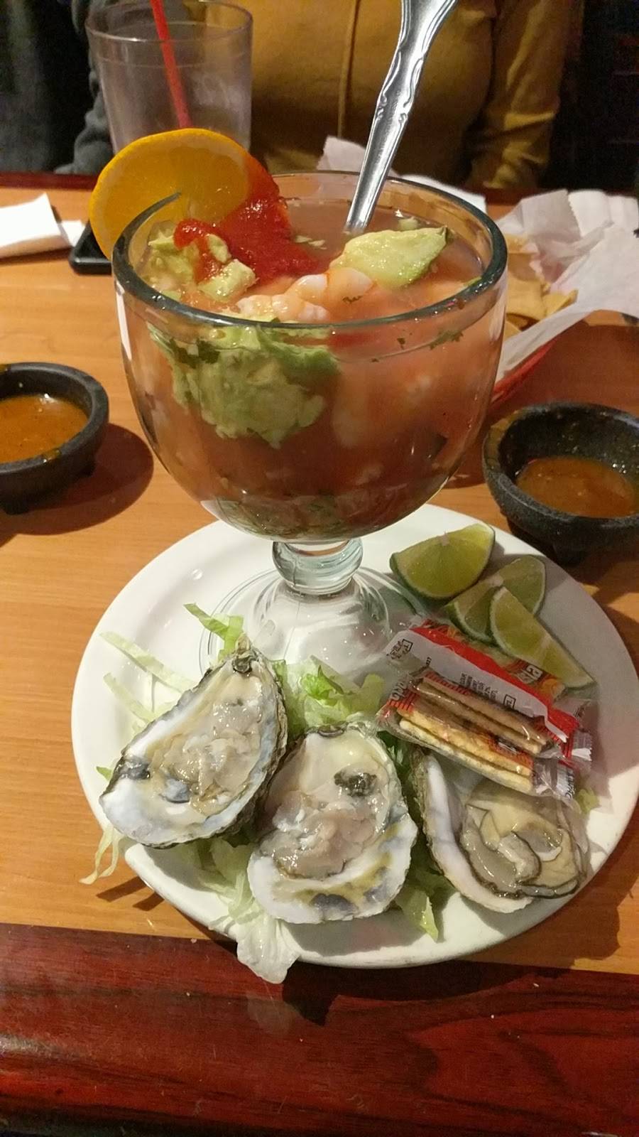 Super Antojitos Express | restaurant | 1702 N Bristol St, Santa Ana, CA 92706, USA | 7148353619 OR +1 714-835-3619