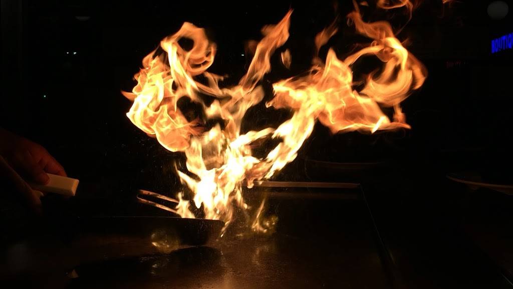 Chubby Salmon Hibachi and Sushi Bar | restaurant | 103 South US Highway 1, Suite E3, Jupiter, FL 33477, USA | 5617430033 OR +1 561-743-0033