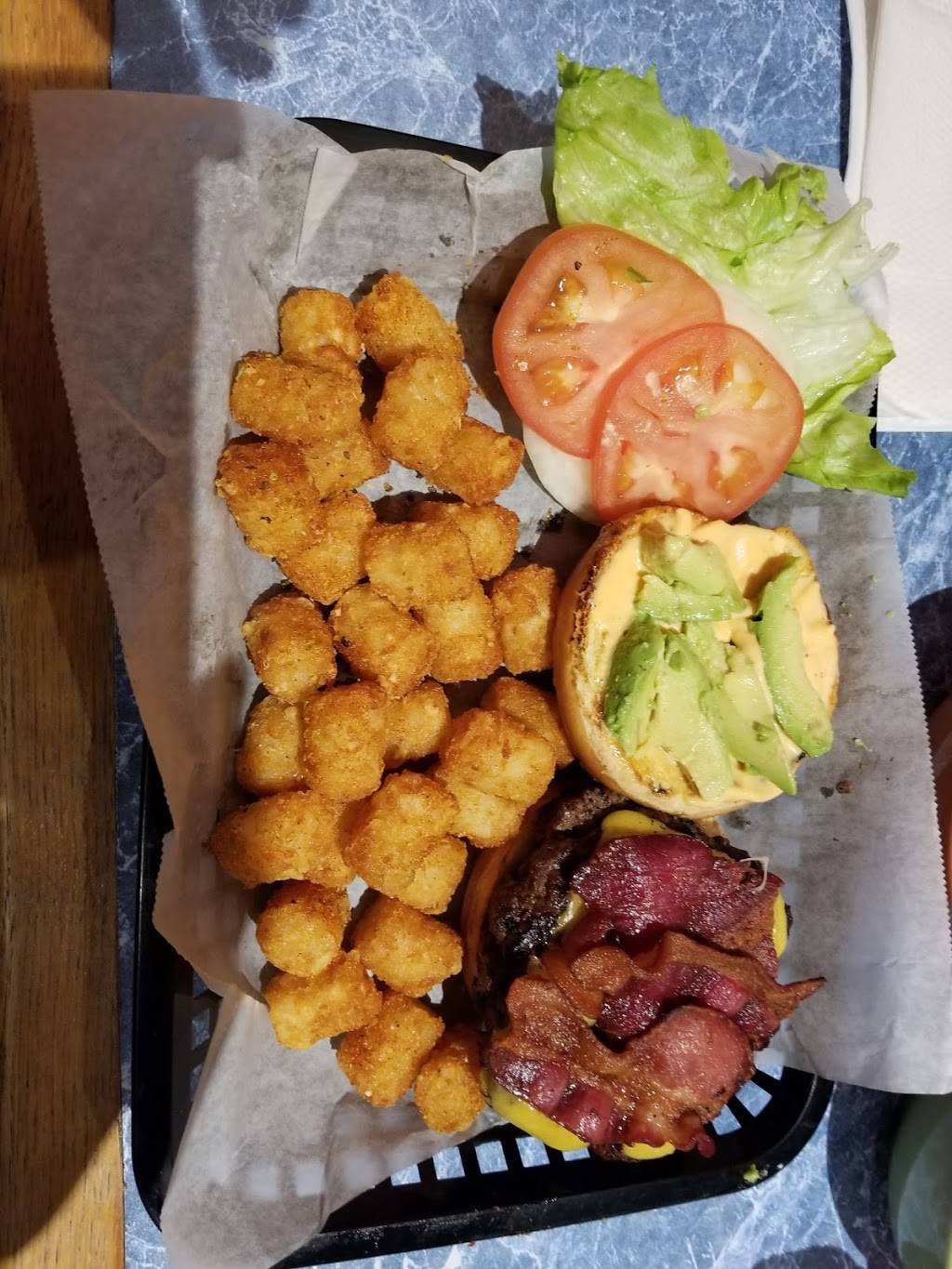 La Casa Bar & Grill | restaurant | 30 S Main St, St Albans City, VT 05478, USA | 8025285944 OR +1 802-528-5944