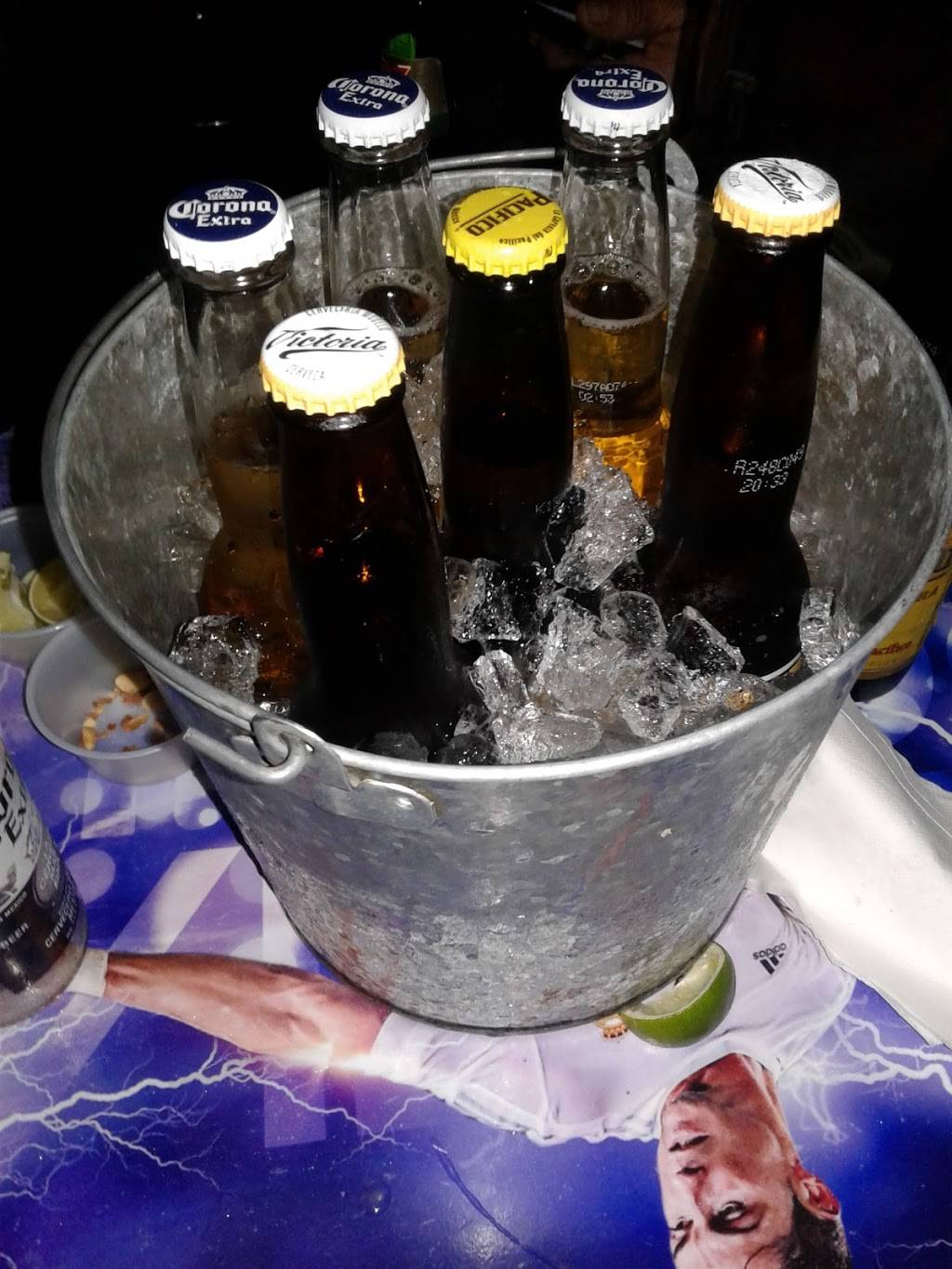 Mi Pueblo Viejo Bar & Entertainment | restaurant | 4000 W Washington Blvd, Los Angeles, CA 90018, USA | 3238705272 OR +1 323-870-5272