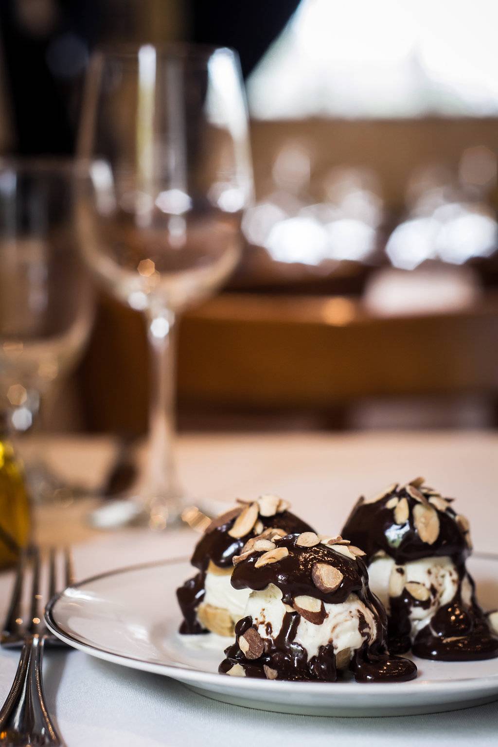 Bleu Rendezvous Bistro | restaurant | 2430 Periwinkle Way Suite A, Sanibel, FL 33957, USA | 2395651608 OR +1 239-565-1608