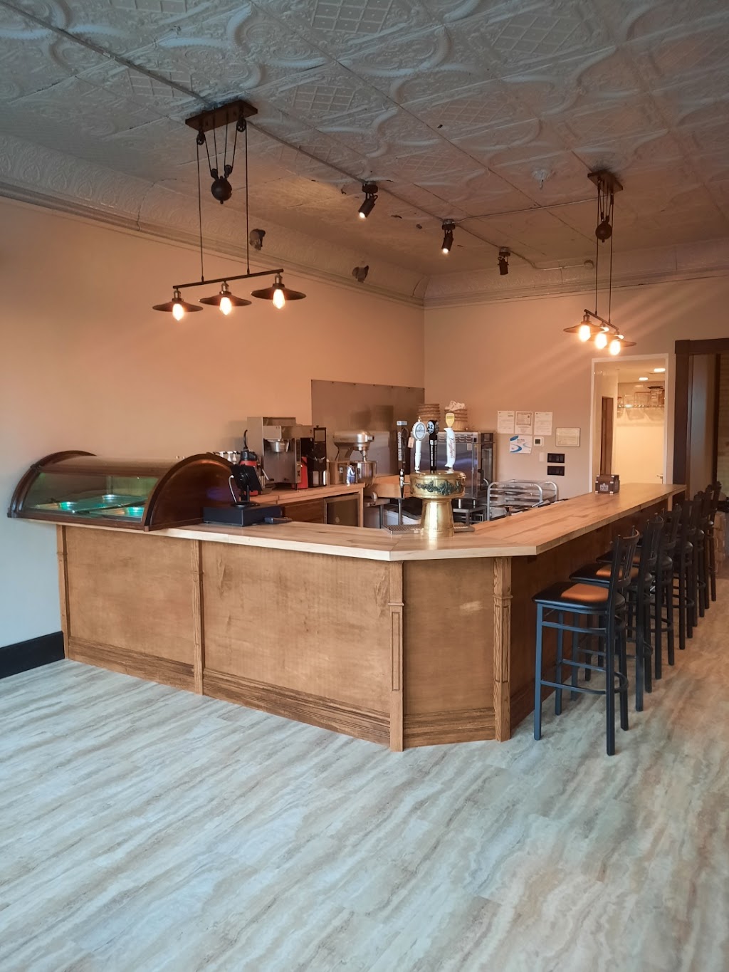 The Bakery Bar | bakery | 408 Milwaukee St, Kewaunee, WI 54216, USA | 9203880268 OR +1 920-388-0268