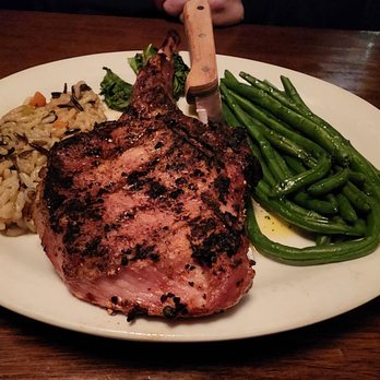 The Woods Restaurant and Lounge | restaurant | 21919 Center Ridge Rd, Rocky River, OH 44116, USA | 4403339663 OR +1 440-333-9663