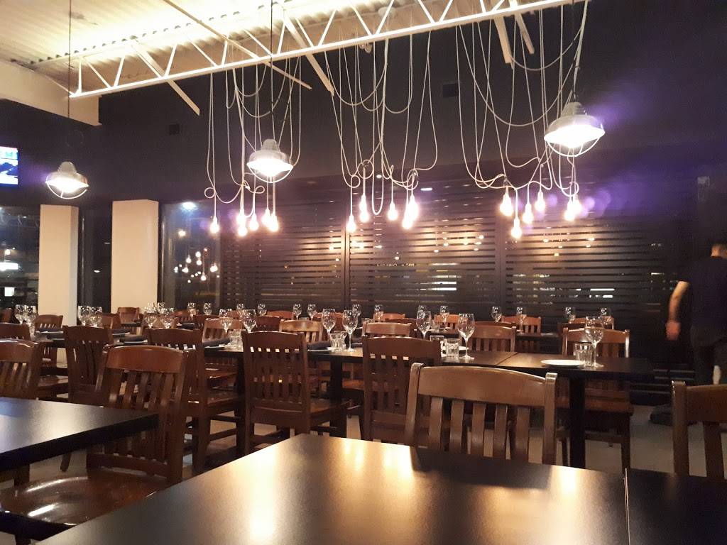 9baci | restaurant | 10200 Keele St, Maple, ON L6A 1R2, Canada | 9053031992 OR +1 905-303-1992