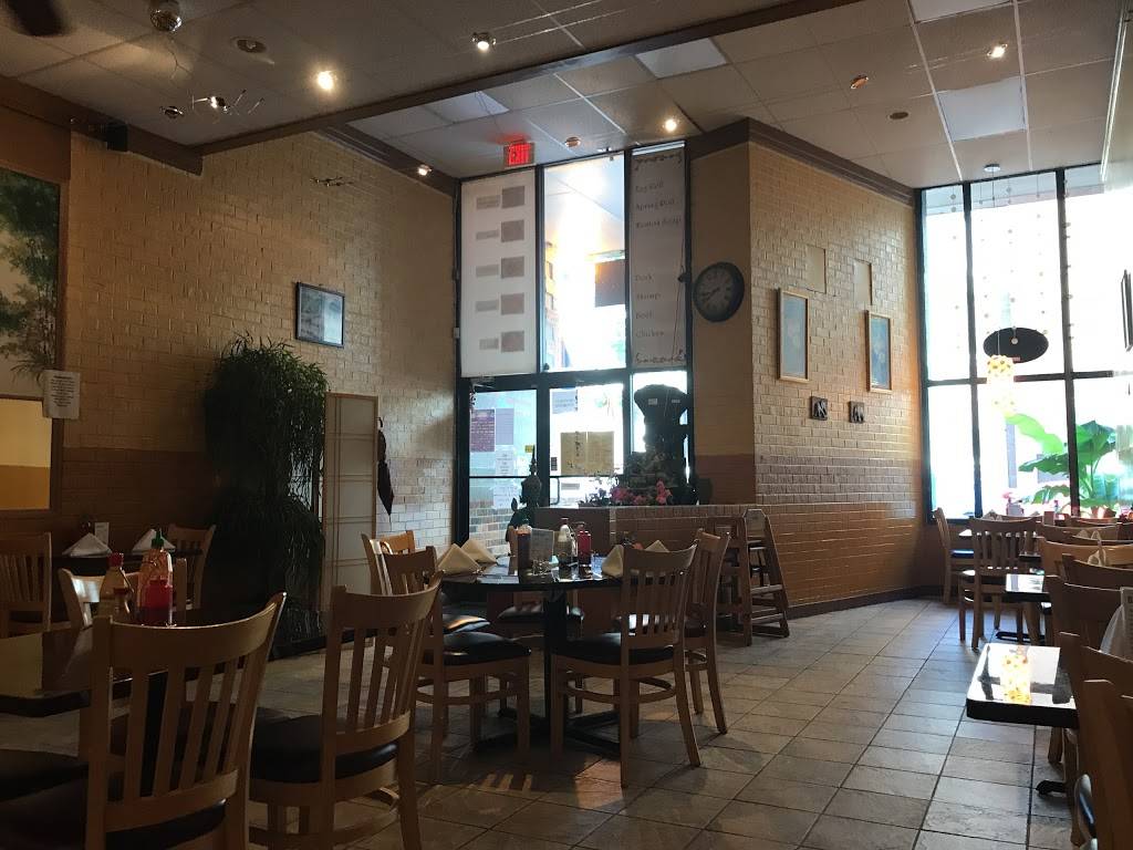 Thai Top Ten | restaurant | 911 1/2 W Grace St, Richmond, VA 23220, USA | 8042548195 OR +1 804-254-8195