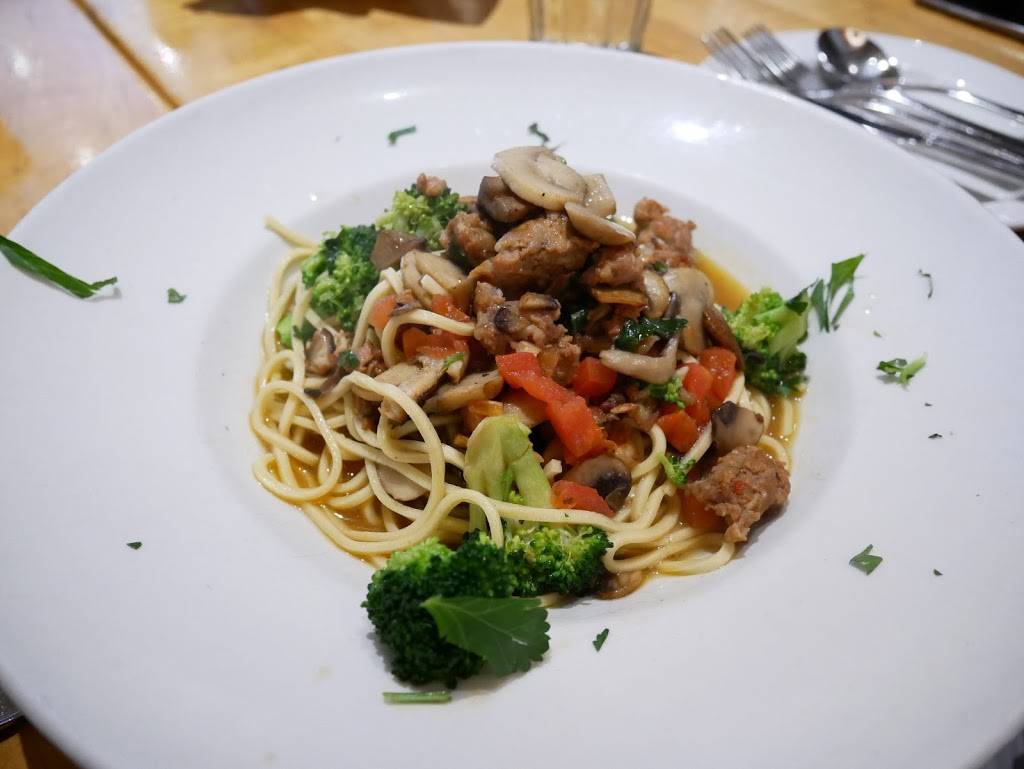 Grazie Ristorante | restaurant | 2373 Yonge St, Toronto, ON M4P 2C8, Canada | 4164880822 OR +1 416-488-0822