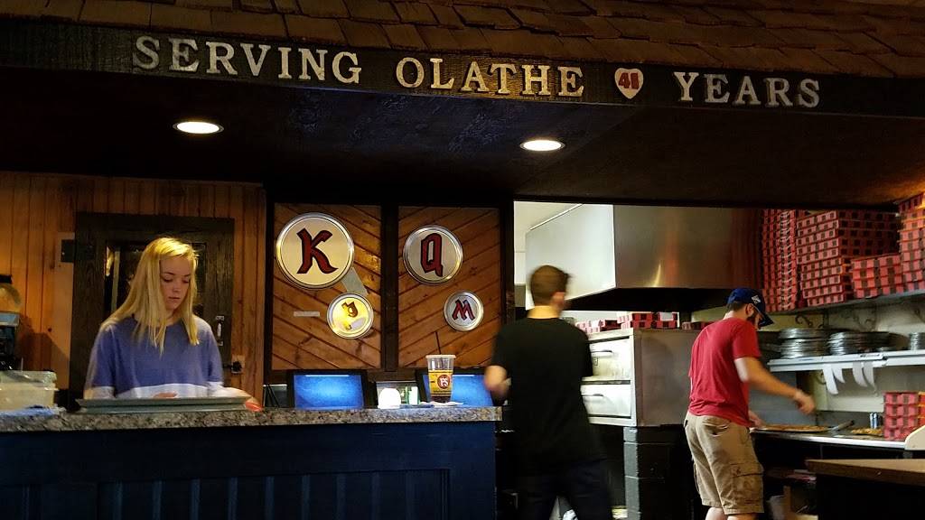 Pizza Shoppe | restaurant | 736 W Park St, Olathe, KS 66061, USA | 9137644555 OR +1 913-764-4555