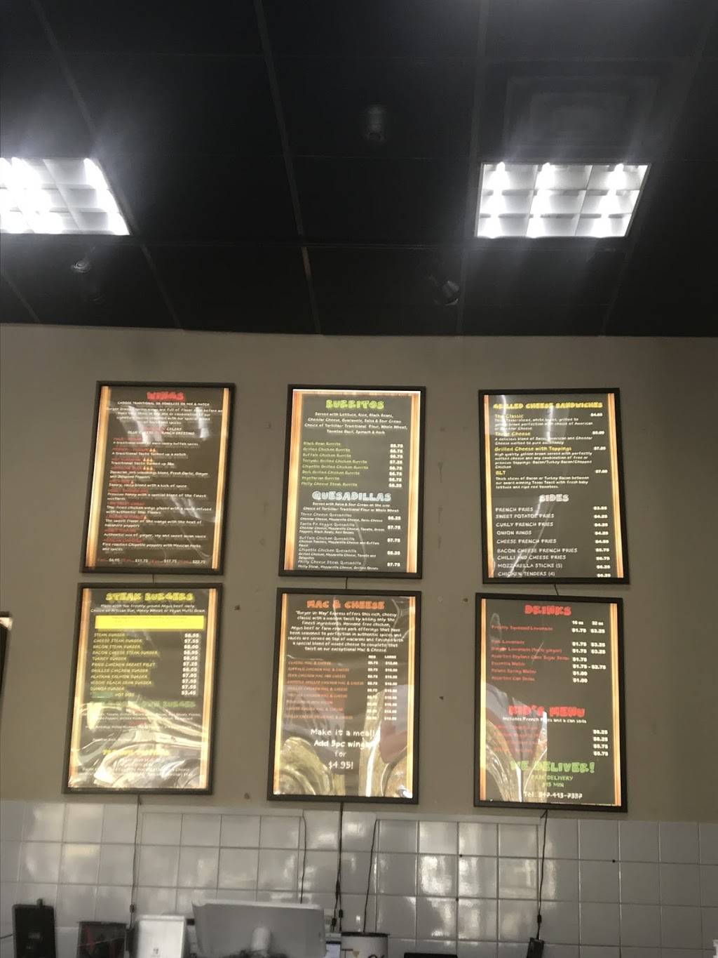 Burger Urway Express | restaurant | 1846 E New York Ave, Brooklyn, NY 11207, USA | 3476632315 OR +1 347-663-2315