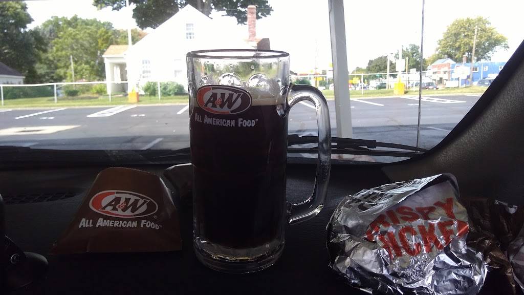A&W Drive In-Kent | restaurant | 1124 W Main St, Kent, OH 44240, USA | 3306736912 OR +1 330-673-6912