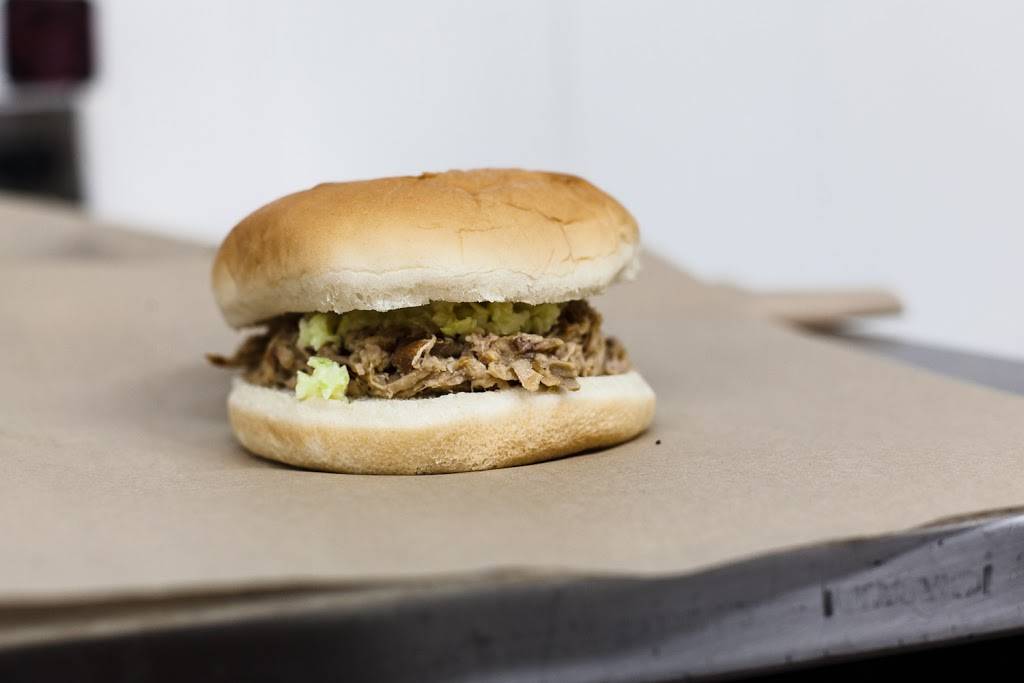 The Dog House | restaurant | 2009 Guess Rd, Durham, NC 27705, USA | 9192869200 OR +1 919-286-9200