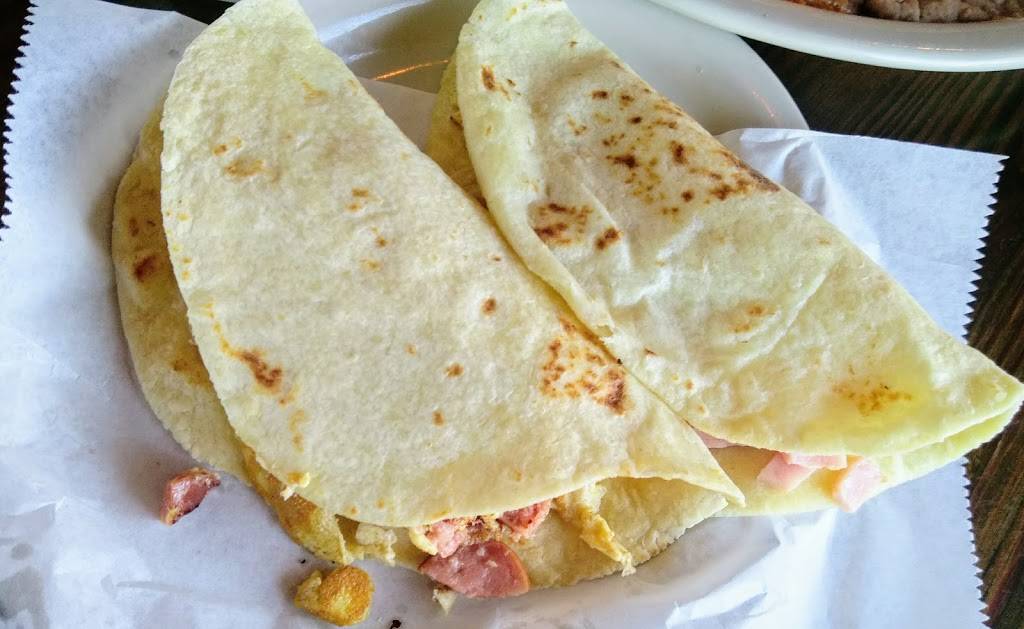 El Tequila Mexican Restaurant & Bar | restaurant | 10910 Marbach Rd #101, San Antonio, TX 78245, USA | 2104519373 OR +1 210-451-9373