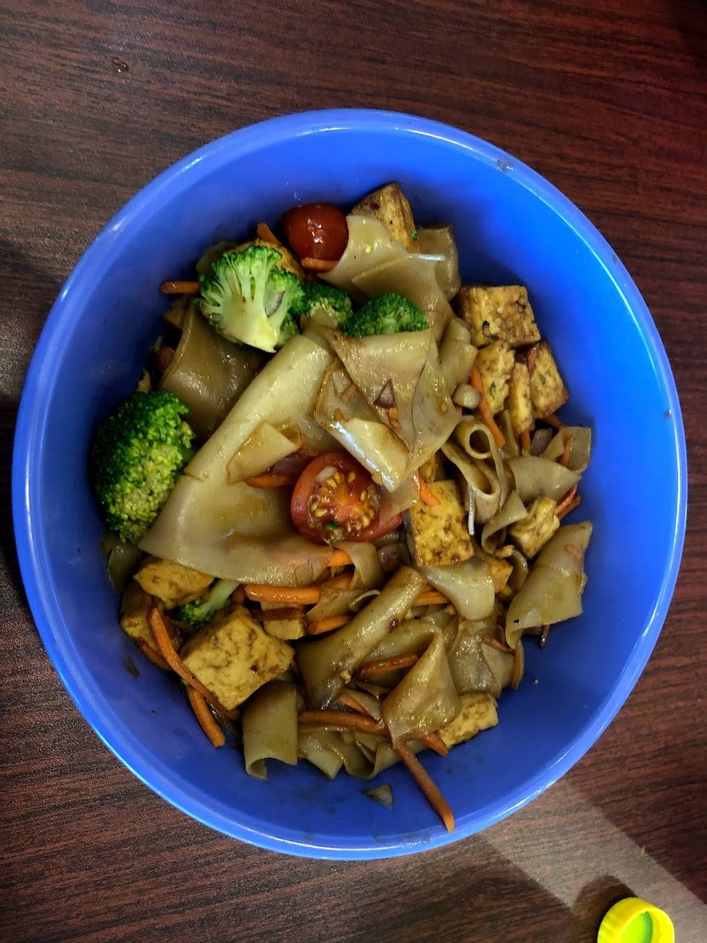 Bánh Shop | restaurant | DFW Airport, TX 75261, USA | 9729732583 OR +1 972-973-2583