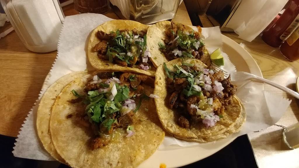 Taqueria El Cabrito | restaurant | 1100 S 11th St, Milwaukee, WI 53204, USA | 4143859000 OR +1 414-385-9000
