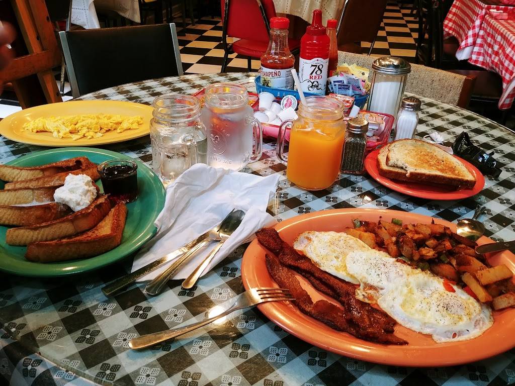 Paulines | restaurant | 1754 W Balmoral Ave, Chicago, IL 60640, USA | 7735618573 OR +1 773-561-8573