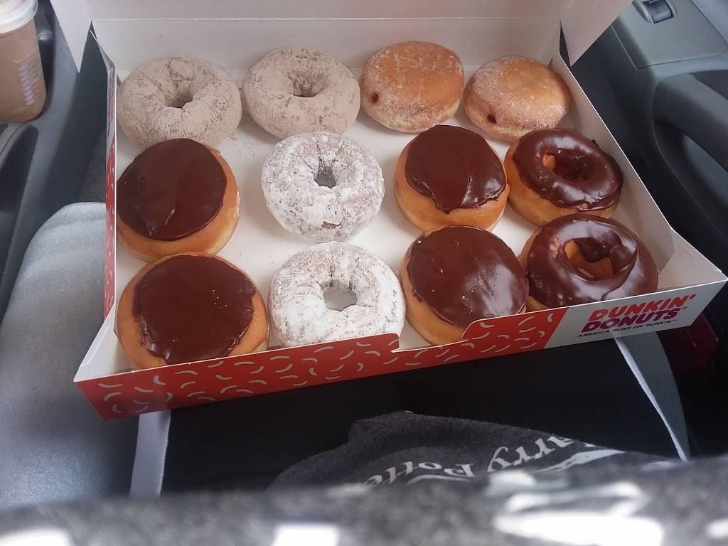 Dunkin | bakery | 400 Cahaba Park Cir #1, Birmingham, AL 35242, USA | 2055027311 OR +1 205-502-7311