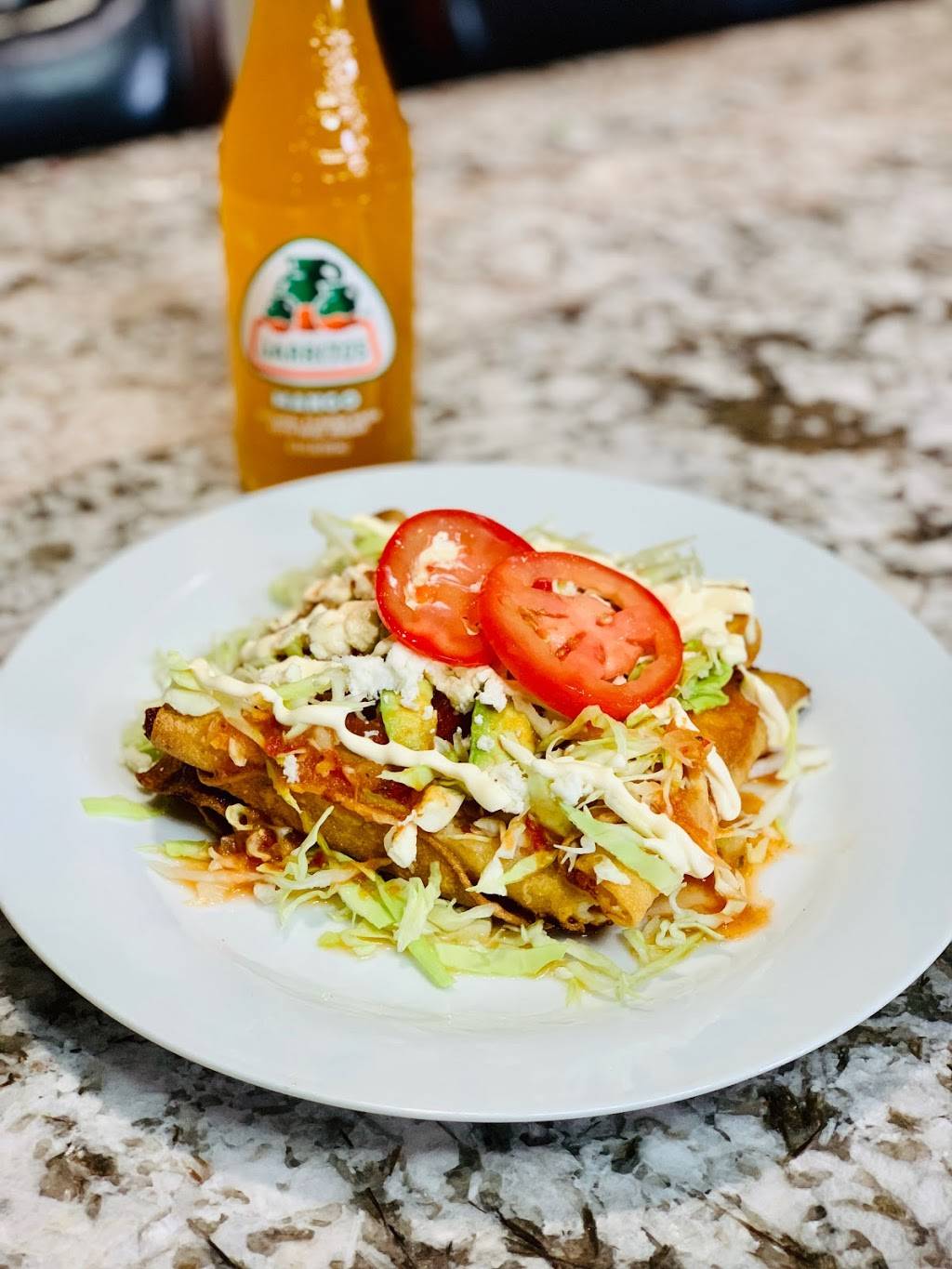 El San Marcos Mexican Restaurant | restaurant | 409 N Willis St, Visalia, CA 93291, USA | 5594092902 OR +1 559-409-2902