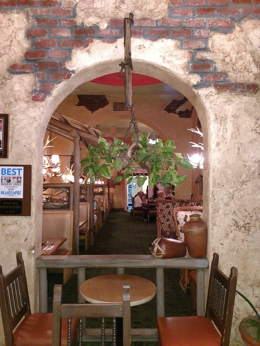 Los Vaqueros Mexican Grill | restaurant | 3909 W Florida Ave, Hemet, CA 92545, USA | 9517661192 OR +1 951-766-1192