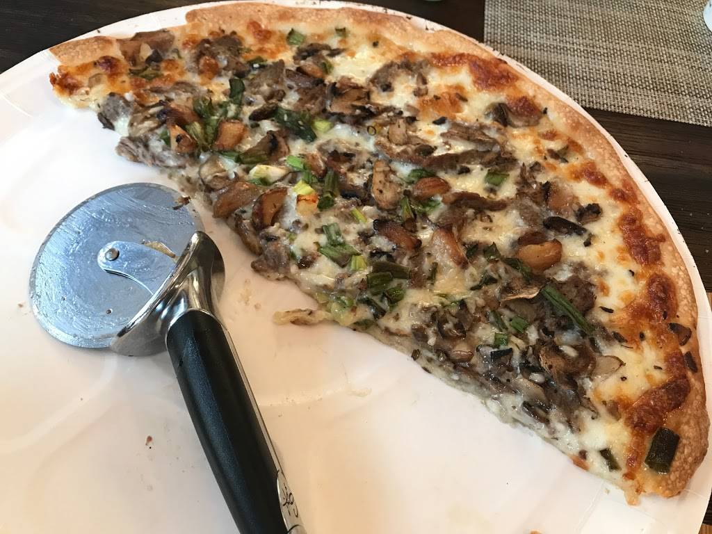 Papa Murphys Take N Bake Pizza | meal takeaway | 4641 NW 86th St, Urbandale, IA 50322, USA | 5153097272 OR +1 515-309-7272