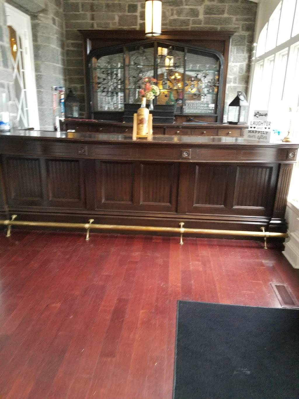 Whitby Castle | restaurant | 330 Boston Post Rd, Rye, NY 10580, USA | 9147772053 OR +1 914-777-2053