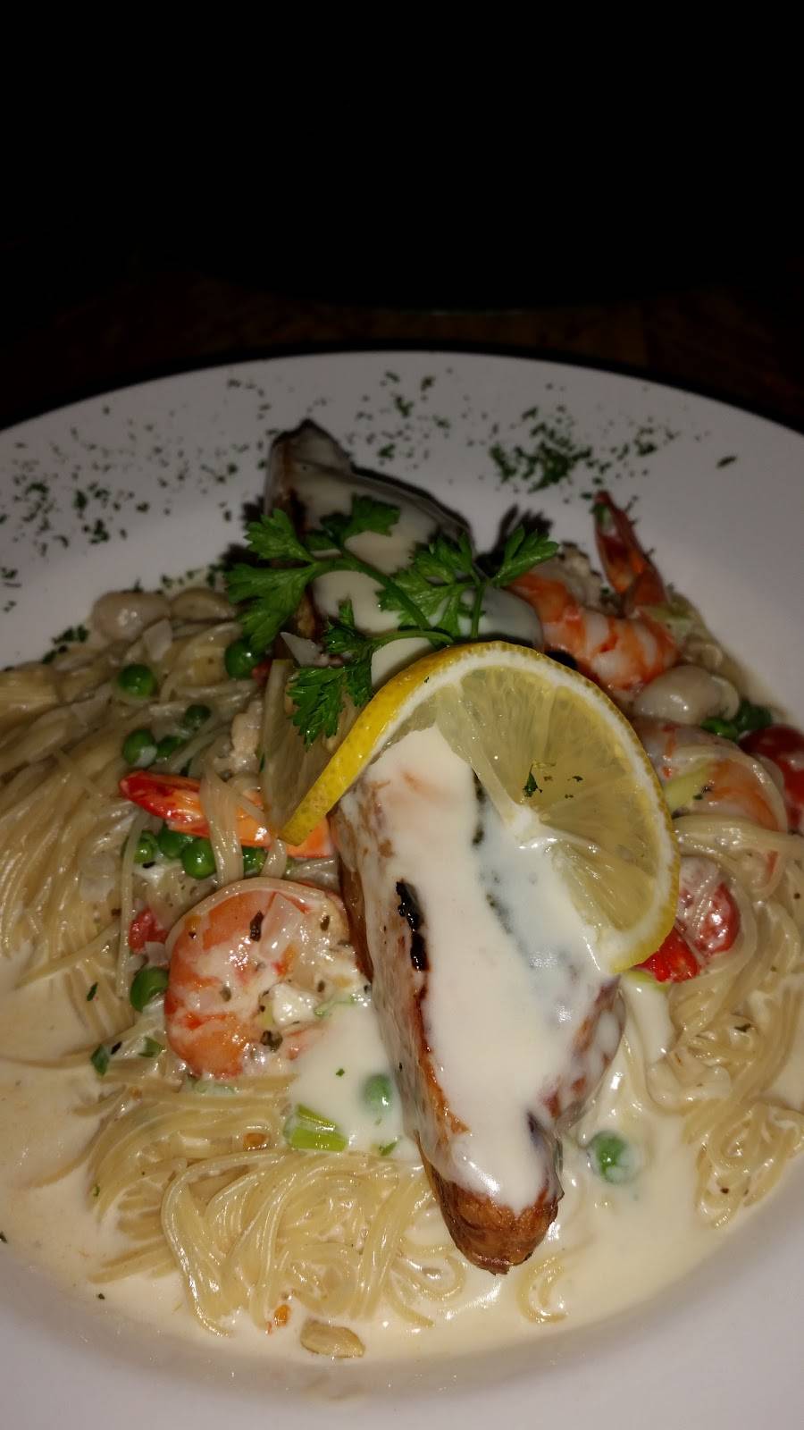 Trocadero Restaurant | restaurant | 527 Barton St E, Hamilton, ON L8L 2Y9, Canada | 9055273894 OR +1 905-527-3894