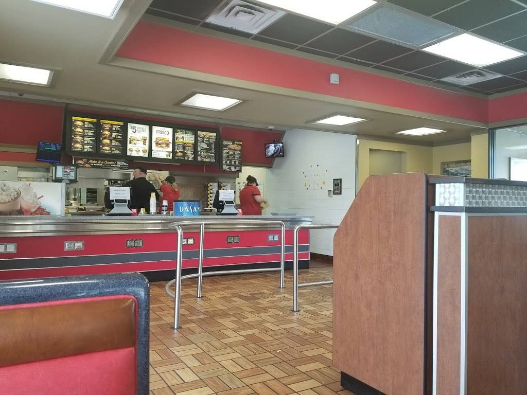 Hardees | restaurant | 916 Virginia Ave, Clarksville, VA 23927, USA | 4343742391 OR +1 434-374-2391