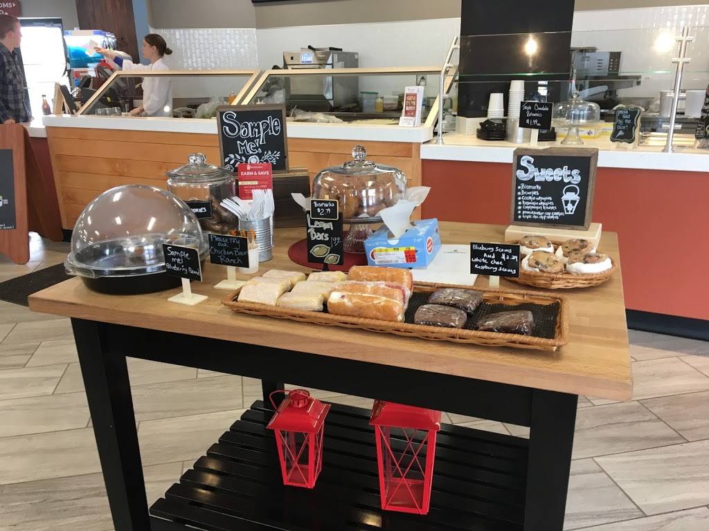 Rusty Lantern Market | restaurant | South Portland, ME 04106, USA | 2078355778 OR +1 207-835-5778