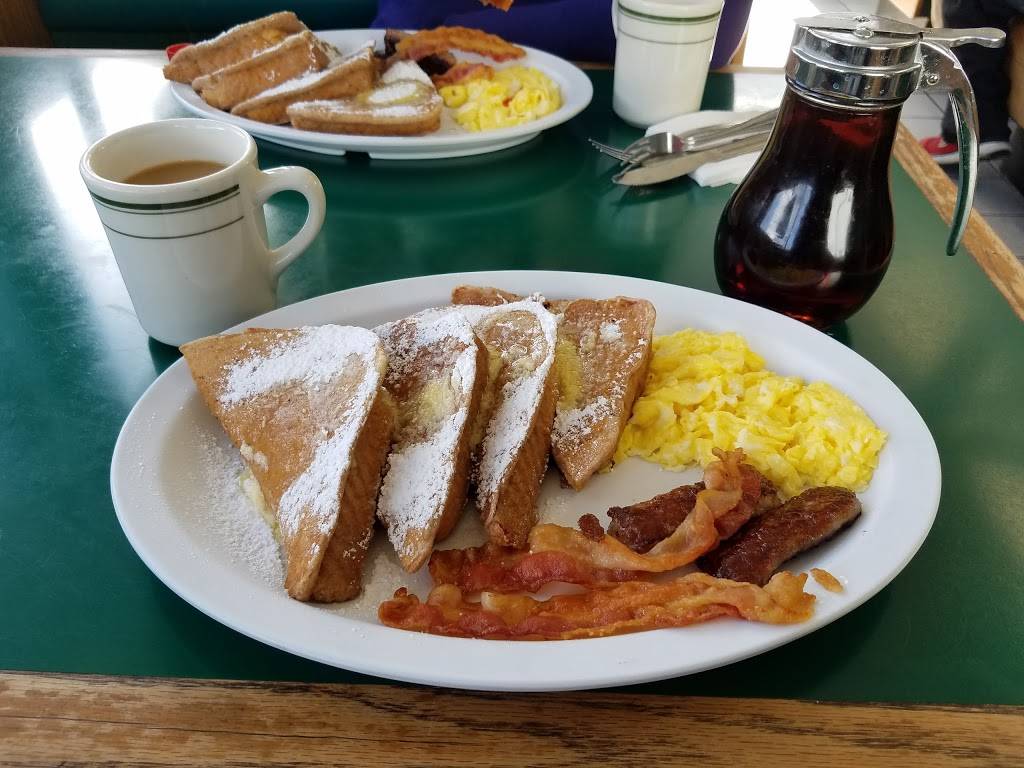 Louis Burgers | restaurant | 2116 Artesia Blvd, Redondo Beach, CA 90278, USA | 3103748149 OR +1 310-374-8149