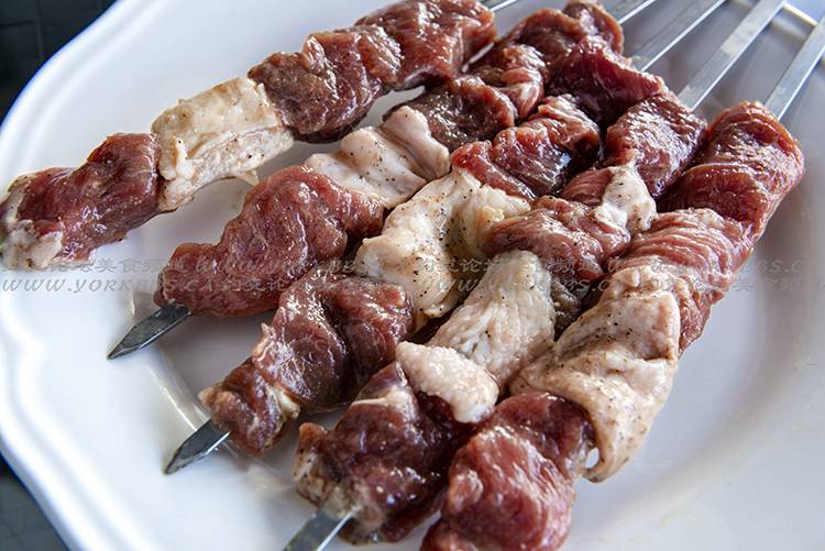 Tangritah Uyghur Kabab House | restaurant | 900 Rathburn Rd W D3، Mississauga, ON L5C 4L3, Canada | 9052329400 OR +1 905-232-9400