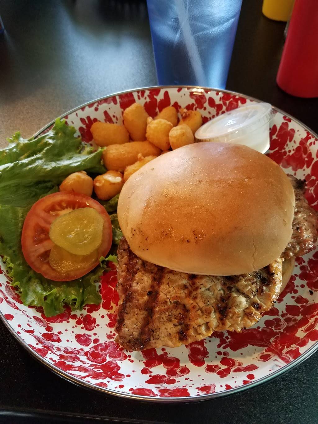 Nicks | restaurant | 1106 Army Post Rd, Des Moines, IA 50315, USA | 5157772759 OR +1 515-777-2759