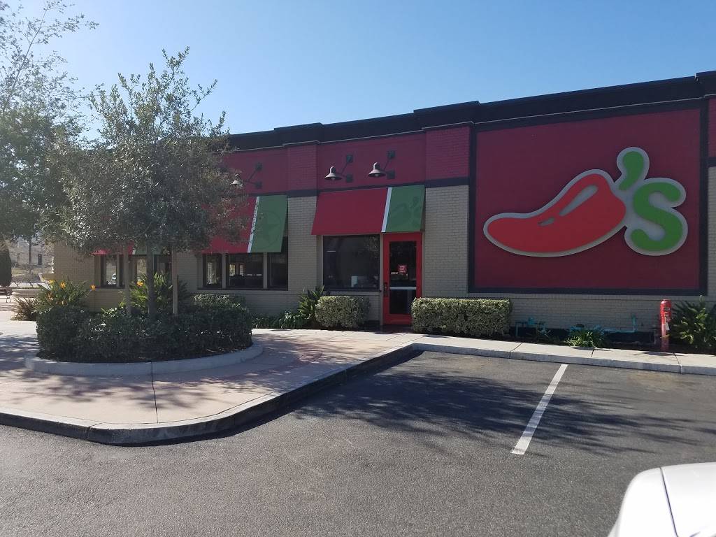 Chilis Grill & Bar | meal takeaway | 3579 Grand Oaks, Corona, CA 92881, USA | 9517347275 OR +1 951-734-7275