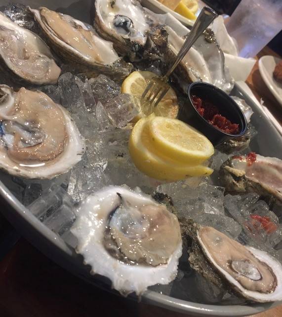 Pats of Henderson | restaurant | 1500 Siebarth Dr, Lake Charles, LA 70615, USA | 3374396618 OR +1 337-439-6618