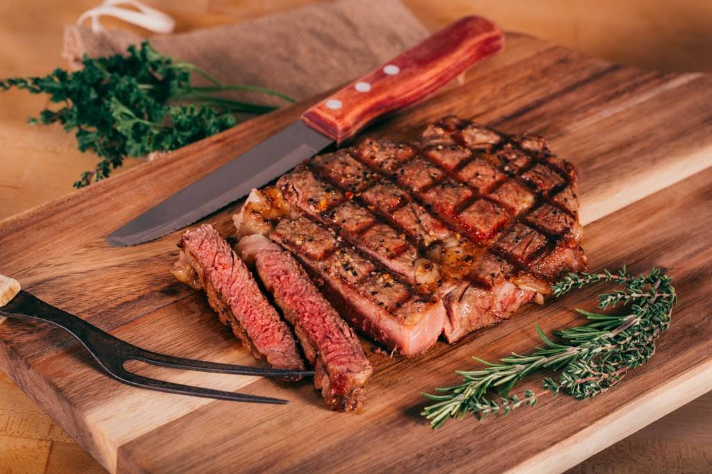 Bianchis Hilltop Restaurant | restaurant | 2820 Hubbell Ave, Des Moines, IA 50317, USA | 5152652746 OR +1 515-265-2746