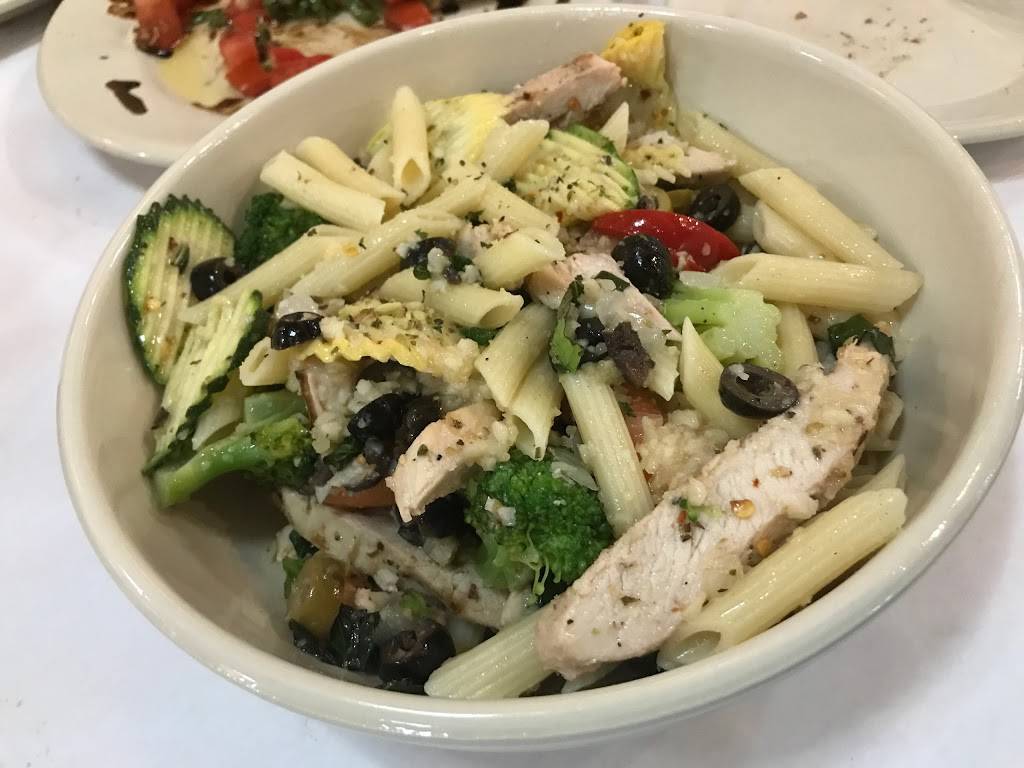 Zios Italian Kitchen | restaurant | 12858 West I.H. 10, Frontage Rd, San Antonio, TX 78249, USA | 2106977222 OR +1 210-697-7222