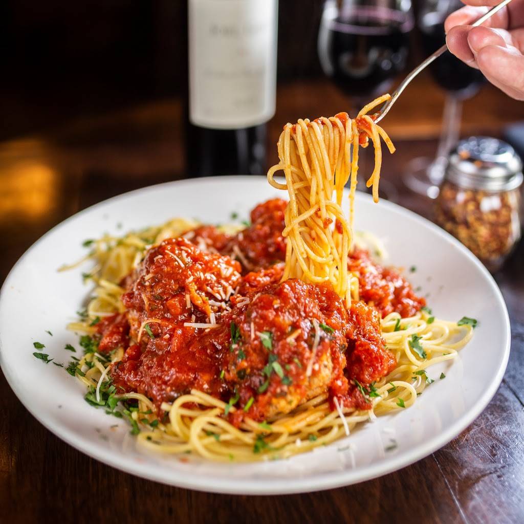 Morettis Ristorante & Pizzeria Bartlett | restaurant | 1175 W Lake St, Bartlett, IL 60103, USA | 6308374992 OR +1 630-837-4992