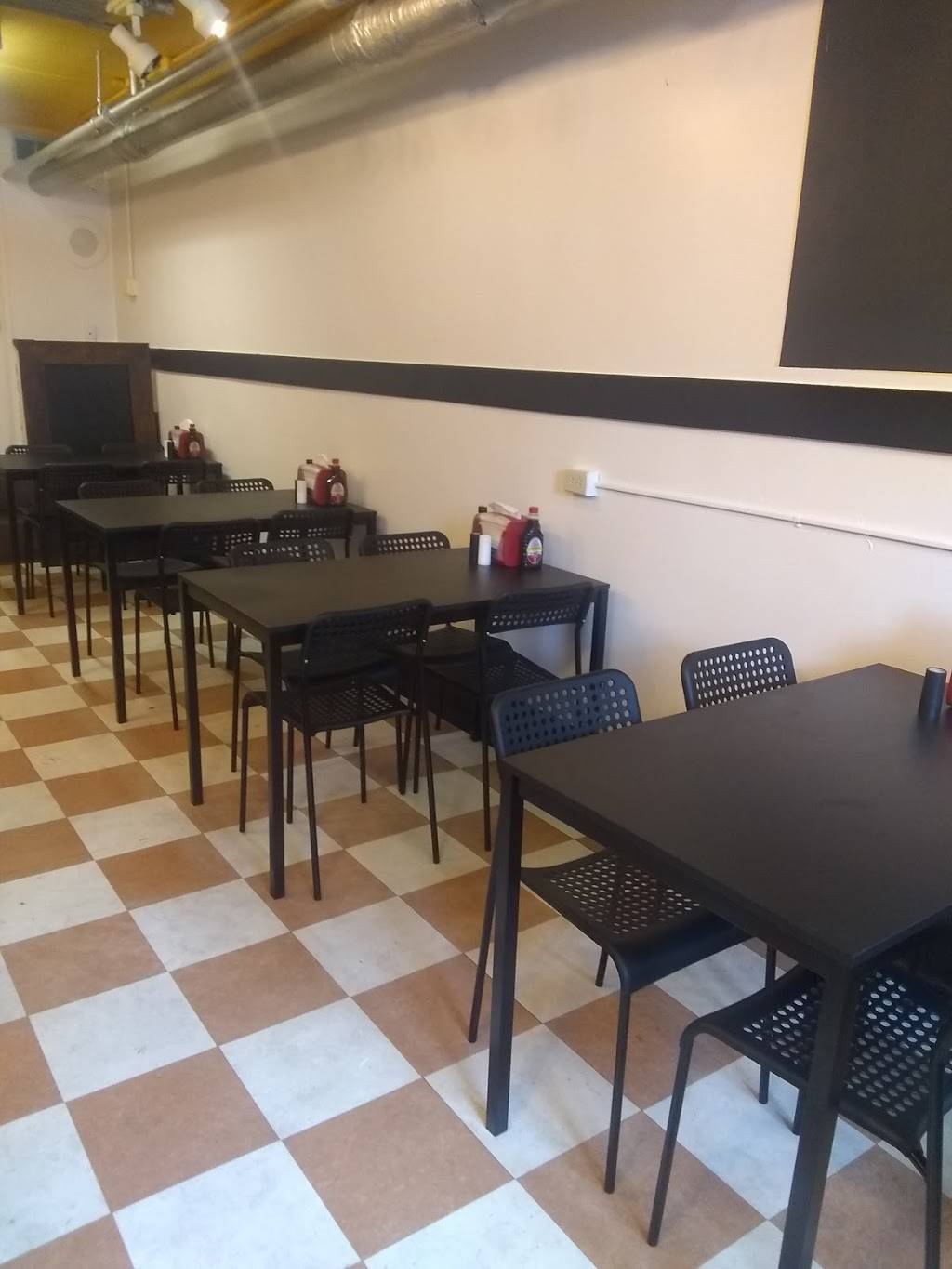 Yumzio Bistro | restaurant | 41 N Main St, Greensburg, PA 15601, USA | 7242193634 OR +1 724-219-3634