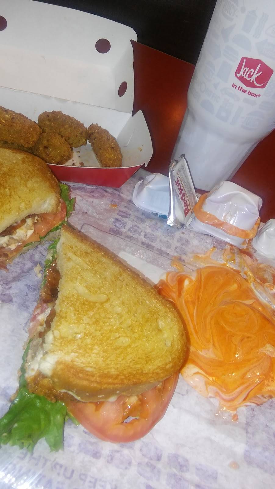 Jack in the Box | restaurant | 5814 S Central Ave, Phoenix, AZ 85040, USA | 6022762183 OR +1 602-276-2183