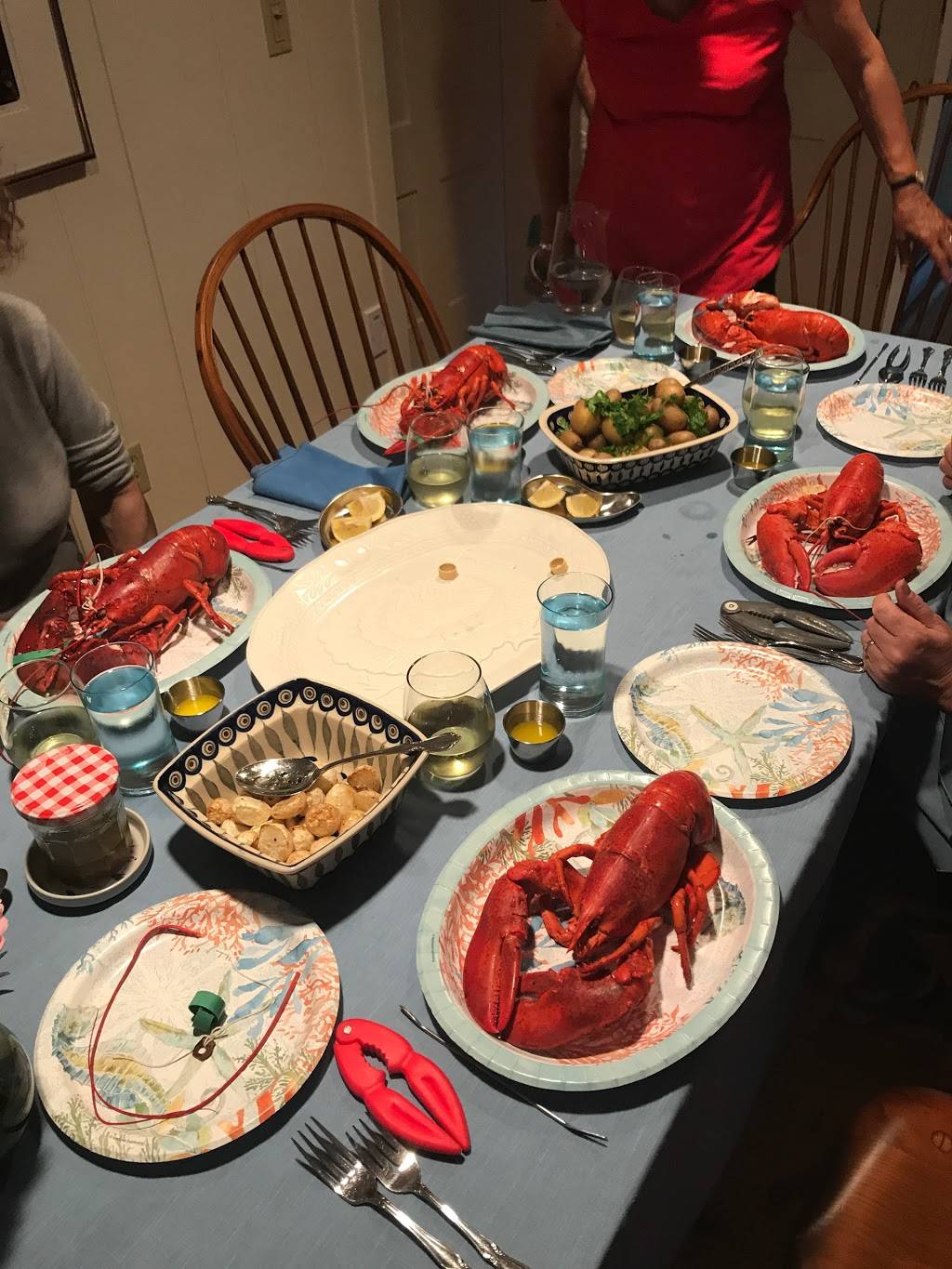 Nauset Fish & Lobster Pool | restaurant | 38 MA-6A, Orleans, MA 02653, USA | 5082551019 OR +1 508-255-1019